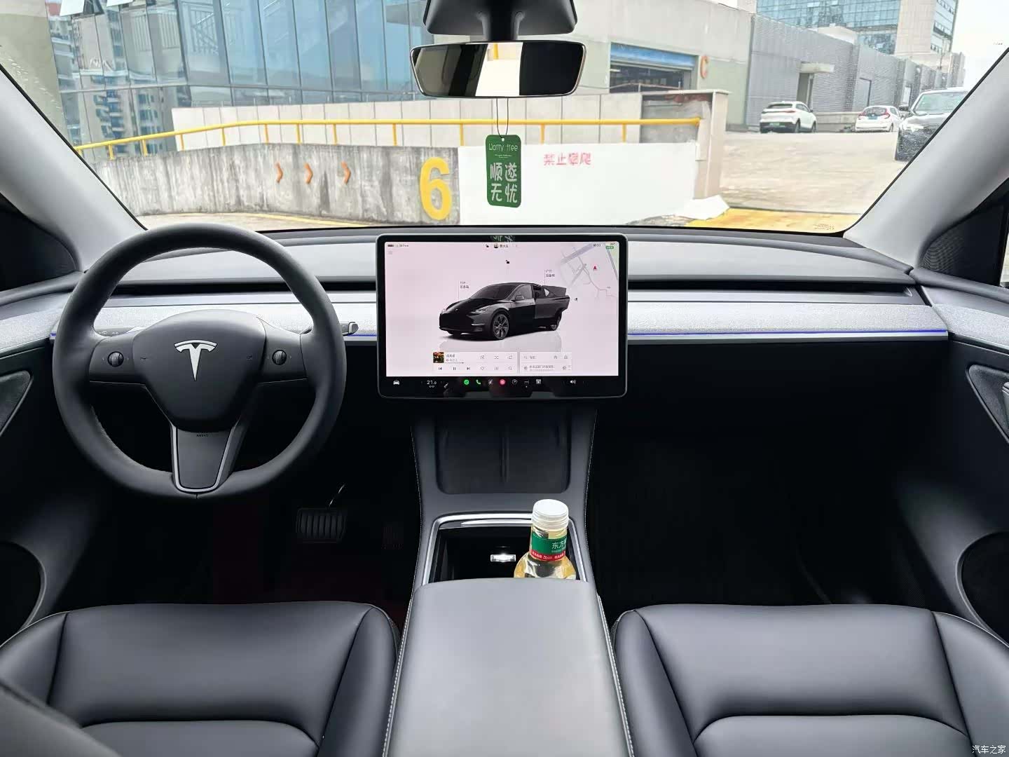 Tesla Model Y, 2023 все фото