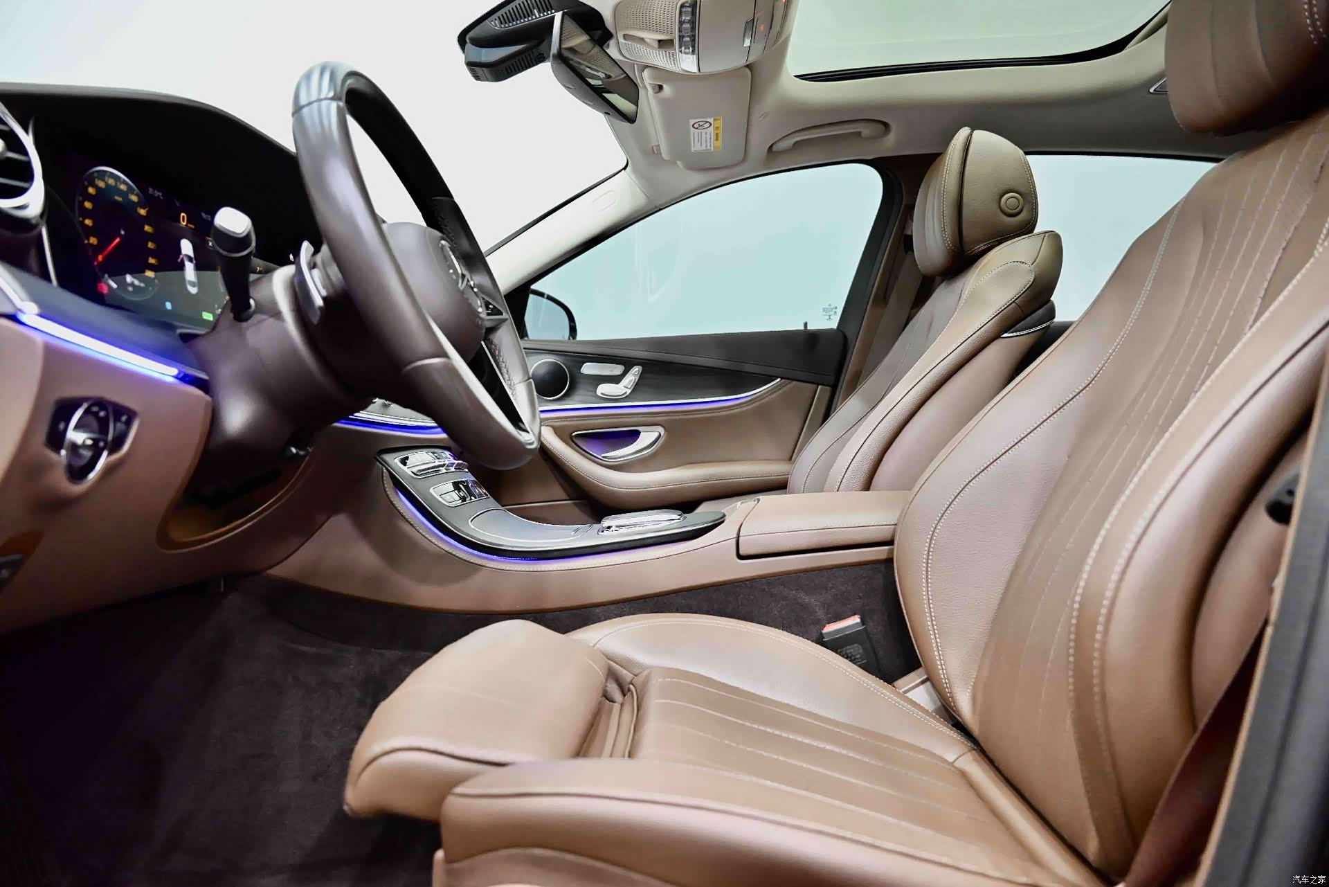 Mercedes-Benz E-Class, 2022 12