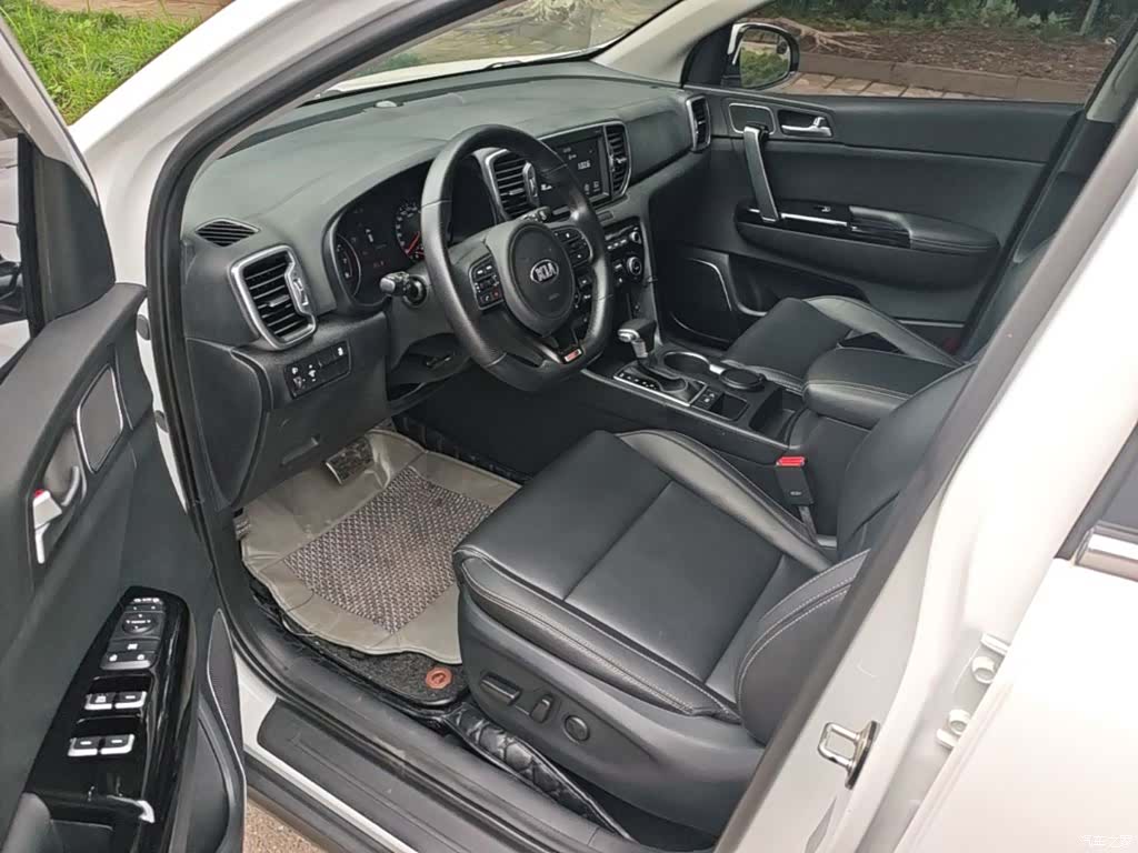 Kia KX5, 2017 16