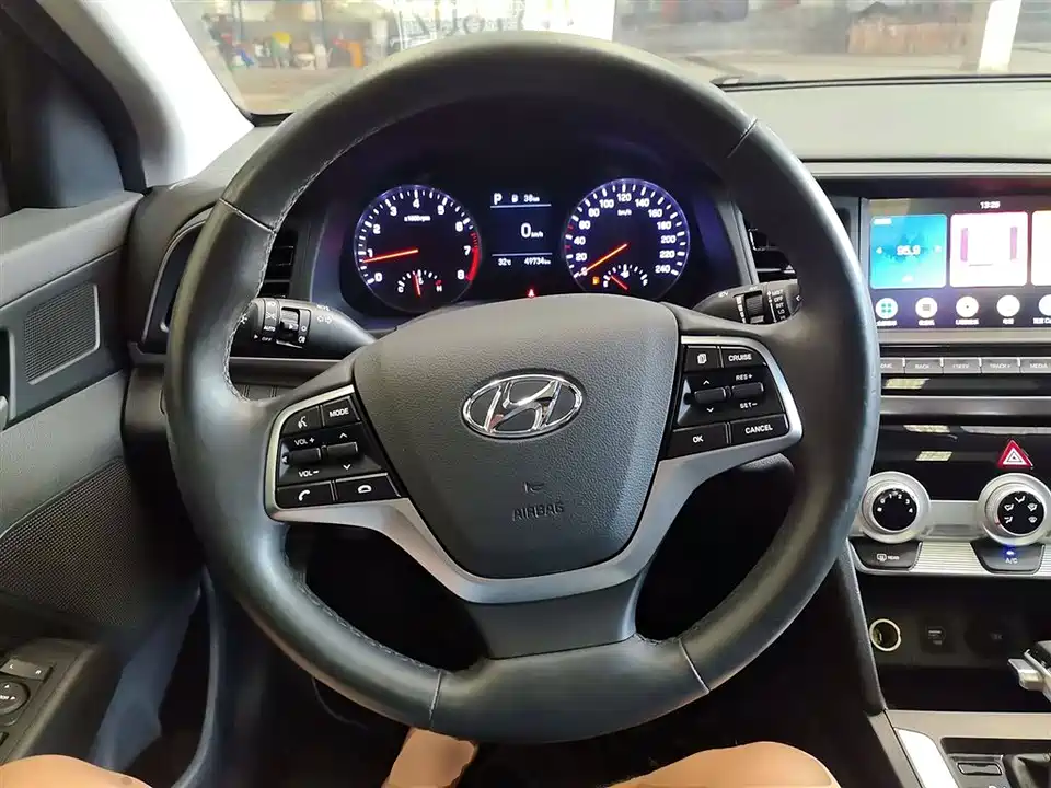 Hyundai Lead