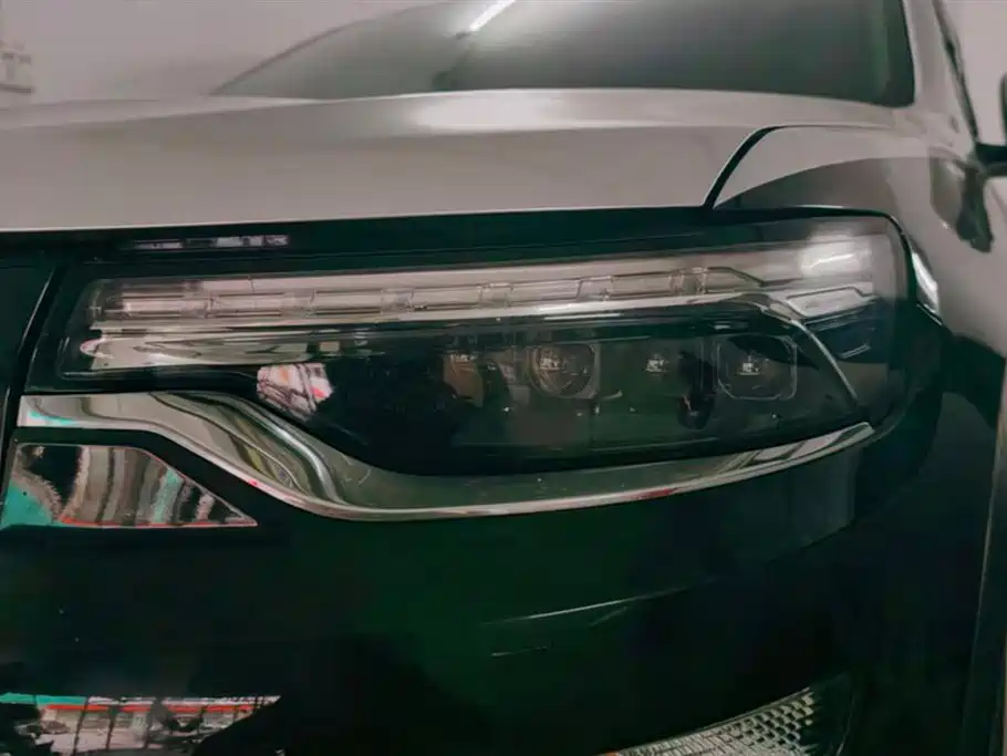 Jeep Grand Commander