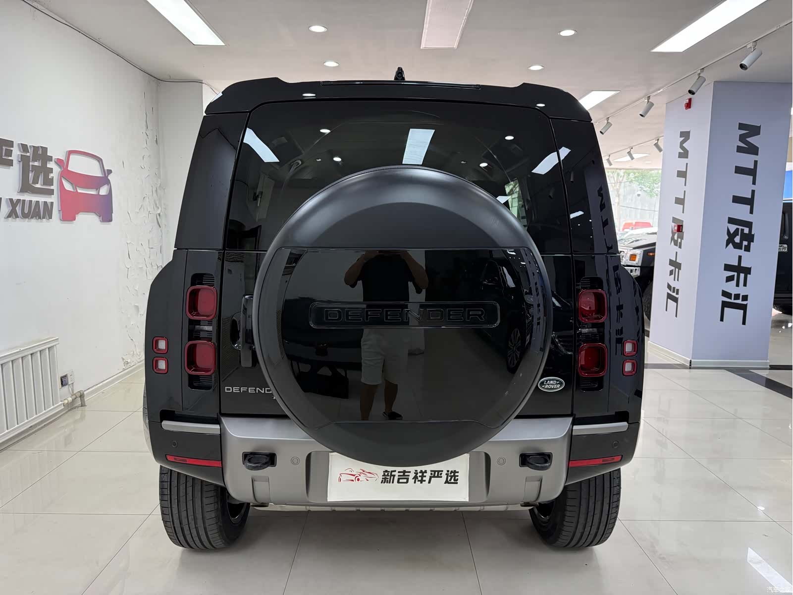 Land Rover Defender, 2022 16
