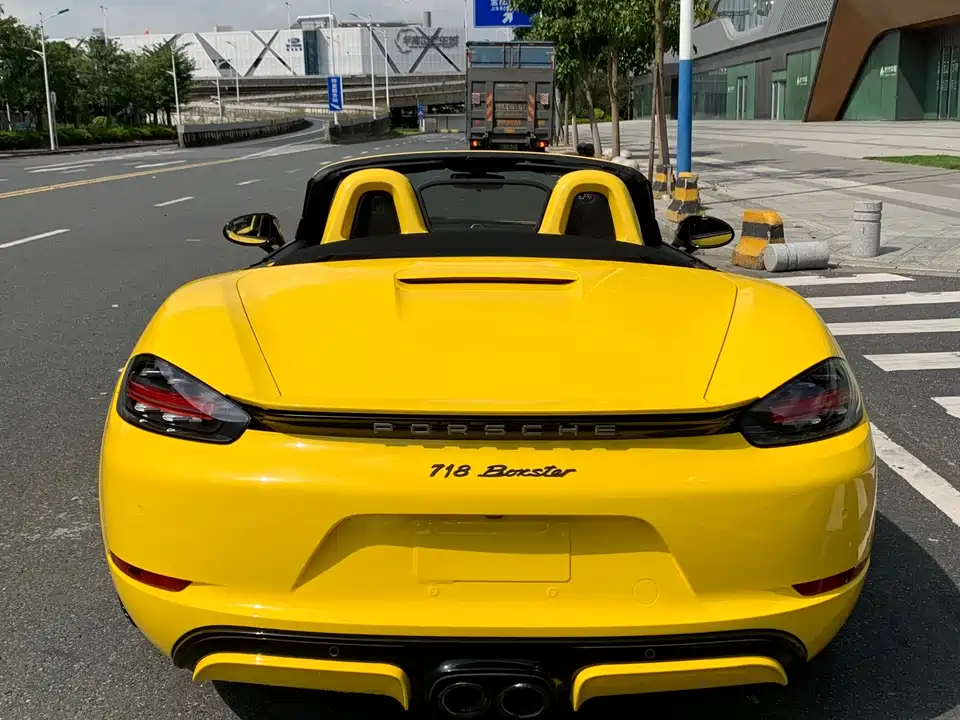 Porsche 718