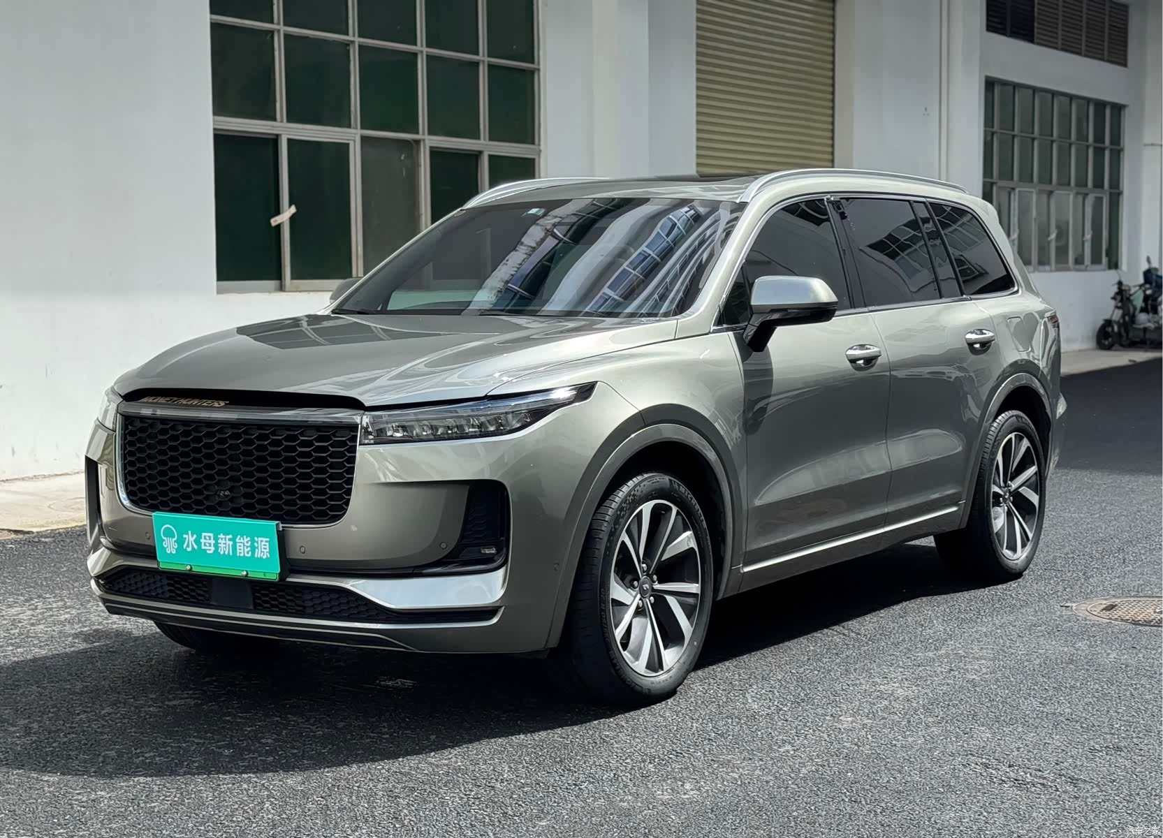 Li Auto ONE, 2022 1