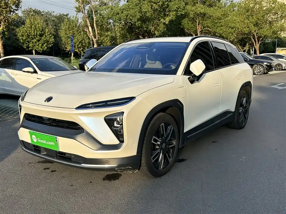 NIO ES6