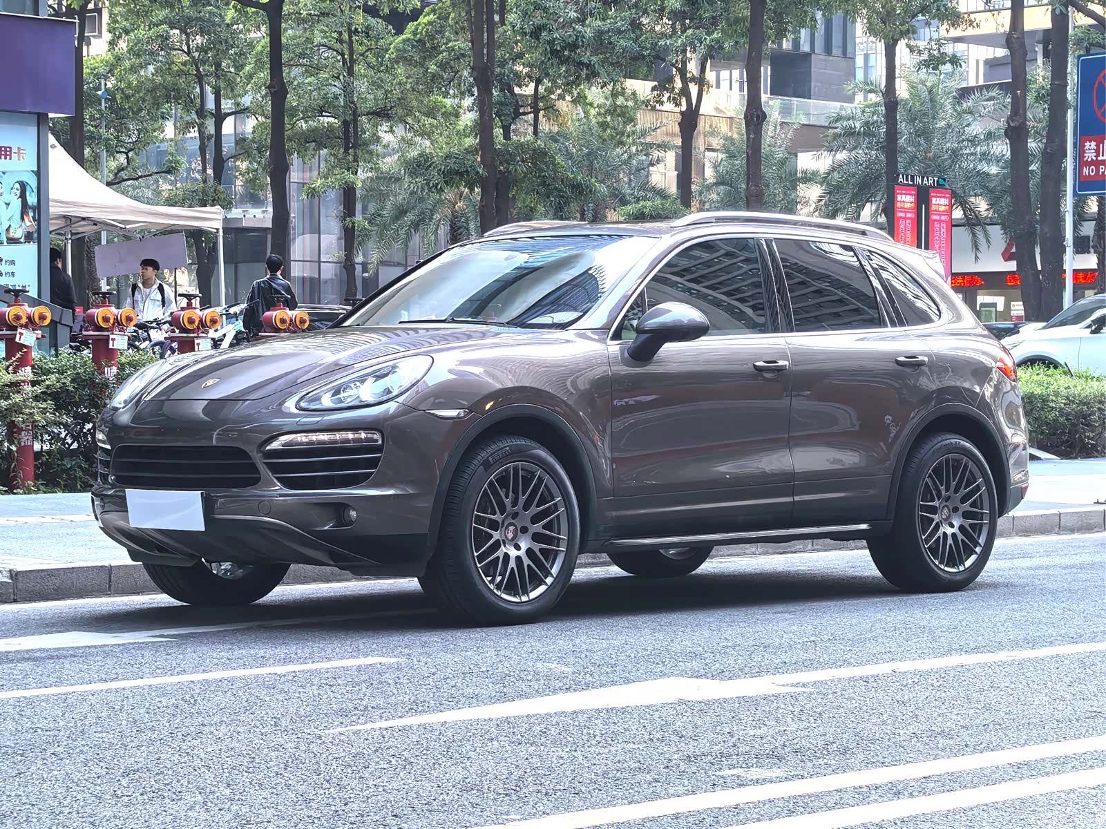 Porsche Cayenne, 2013 1
