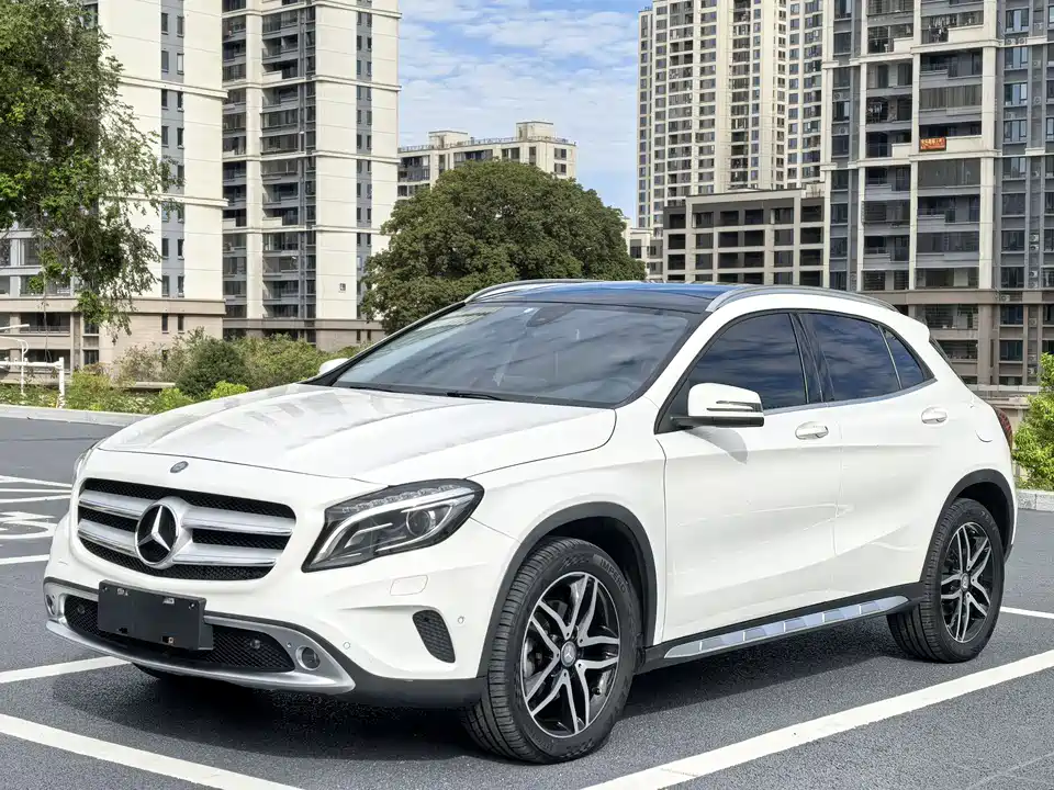 Mercedes-Benz GLA
