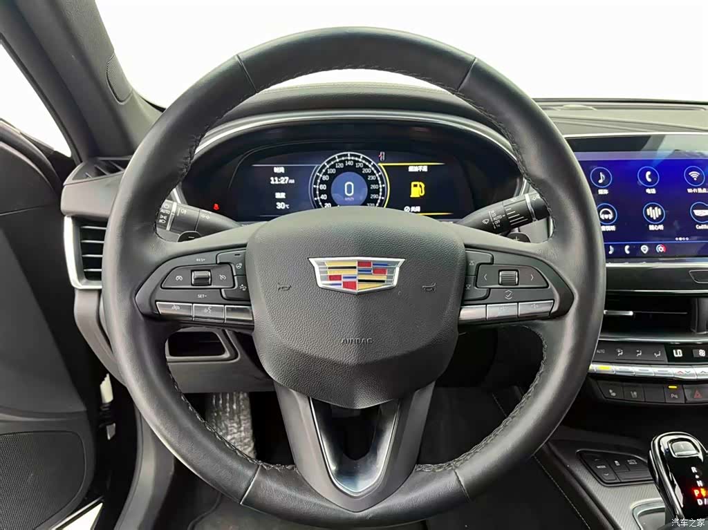 Cadillac CT5, 2021 все фото