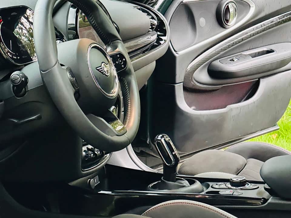 MINI JCW CLUBMAN