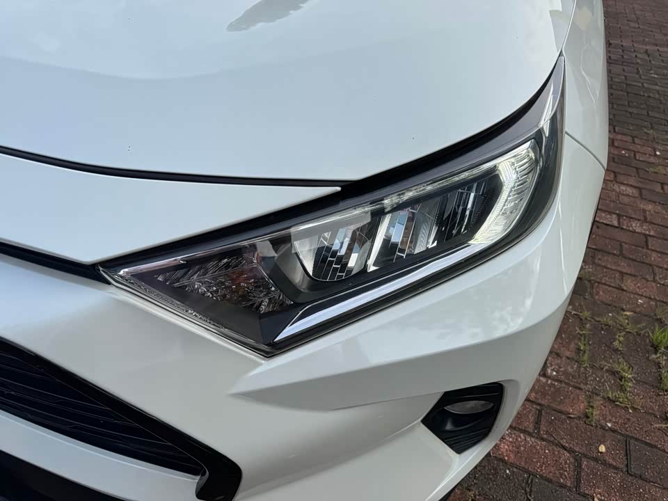 Toyota RAV4 Rongfang