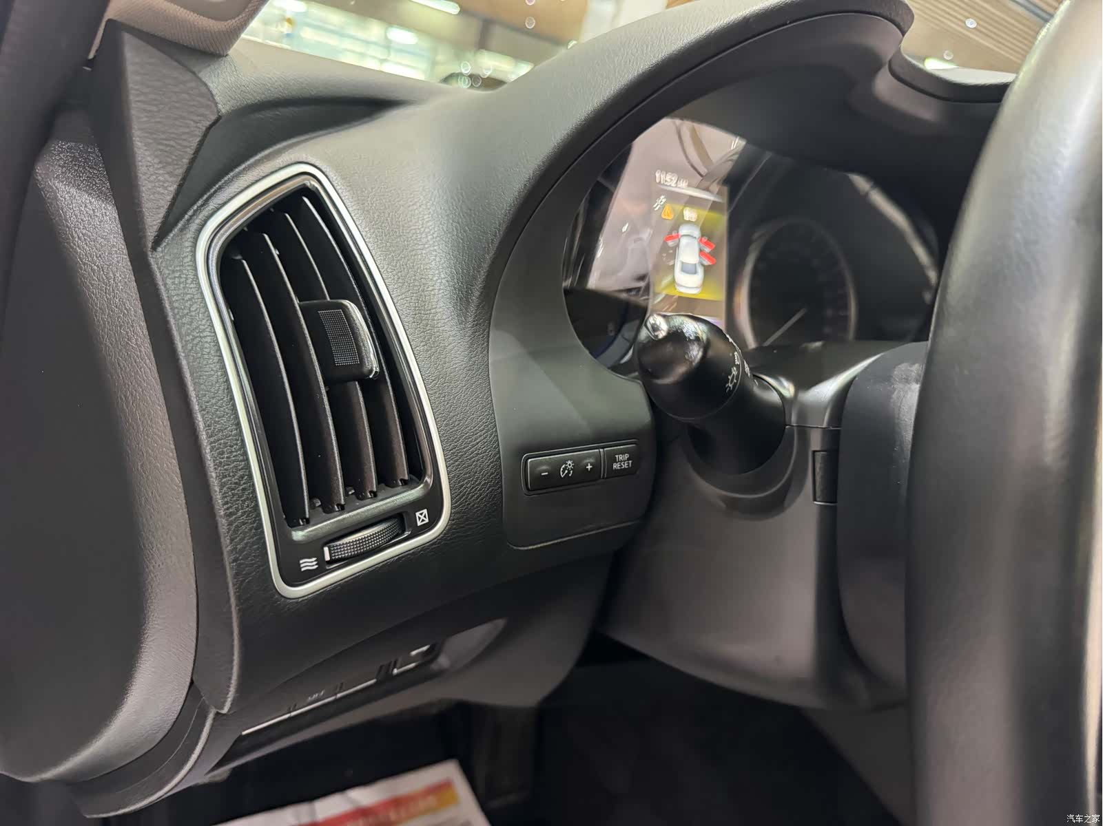 Infiniti Q50L, 2017 36
