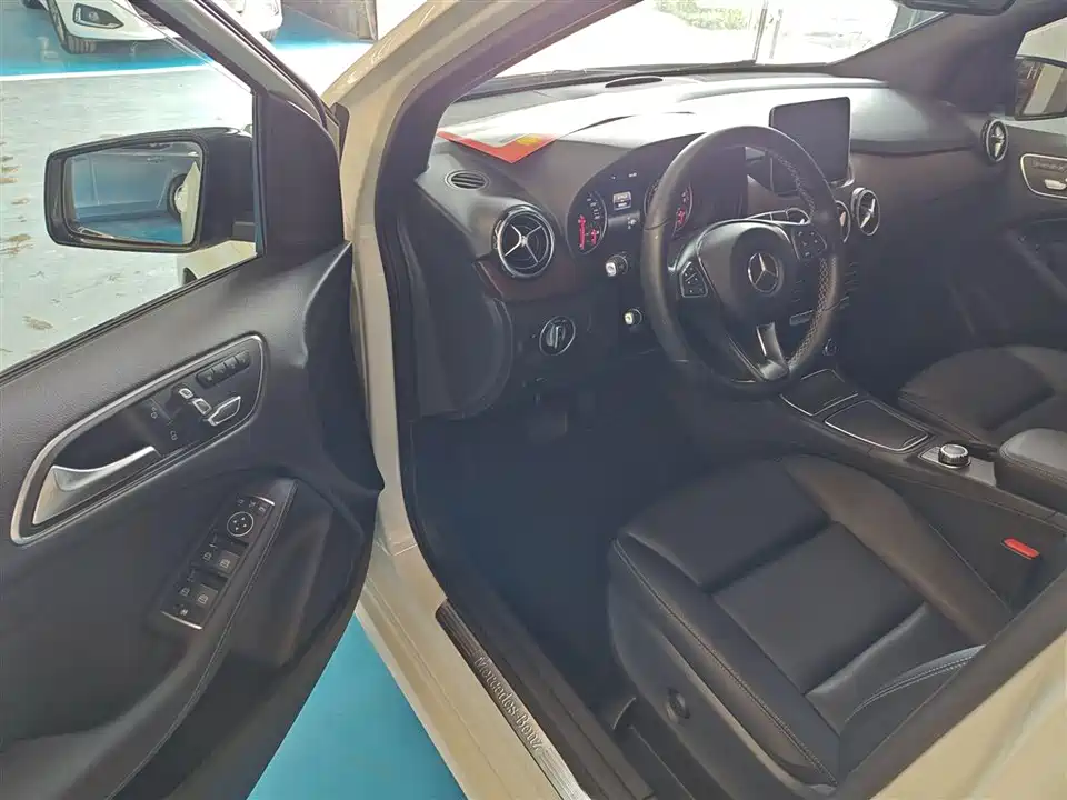 Mercedes-Benz Class B