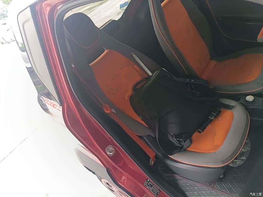 Wuling E100, 2021 25