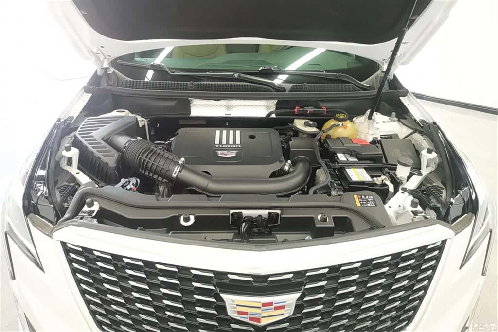 Cadillac XT5, 2022 10