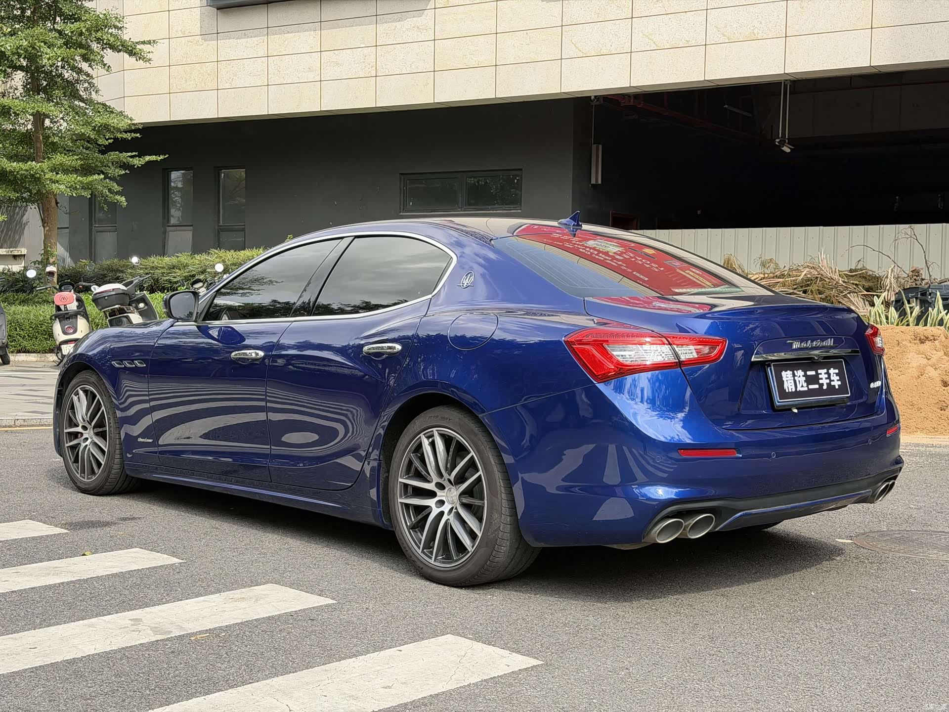 Maserati Ghibli, 2020 все фото