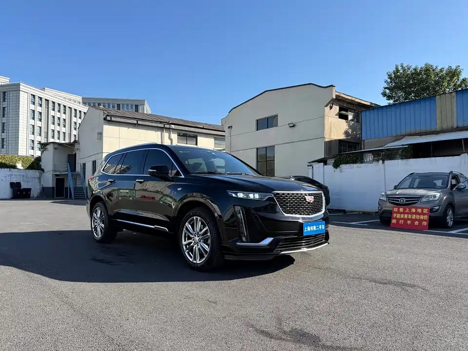 Cadillac XT6