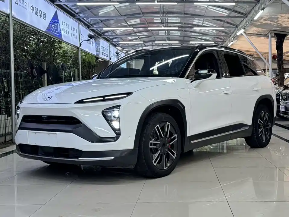 NIO ES6