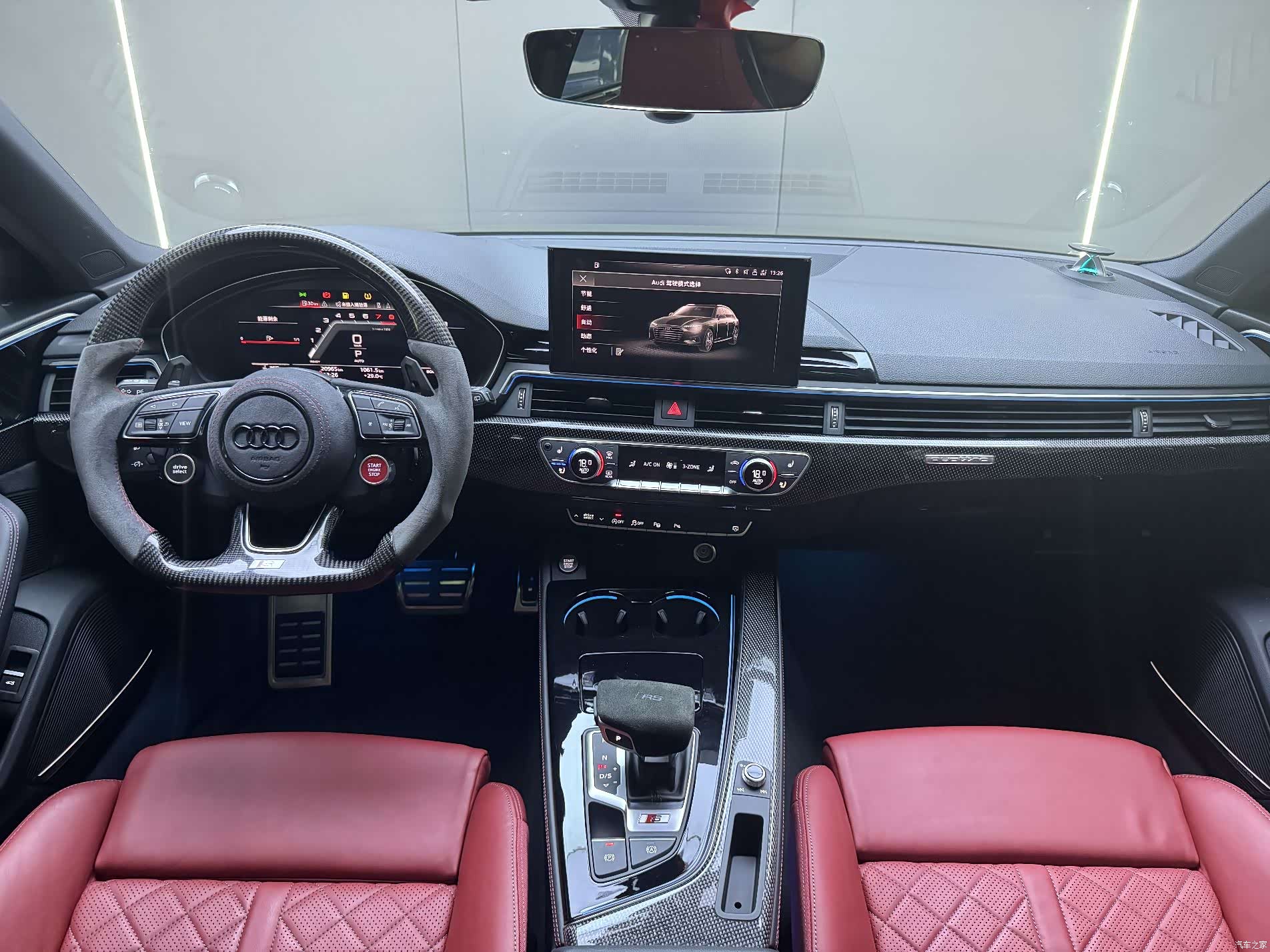 Audi S4, 2024 3