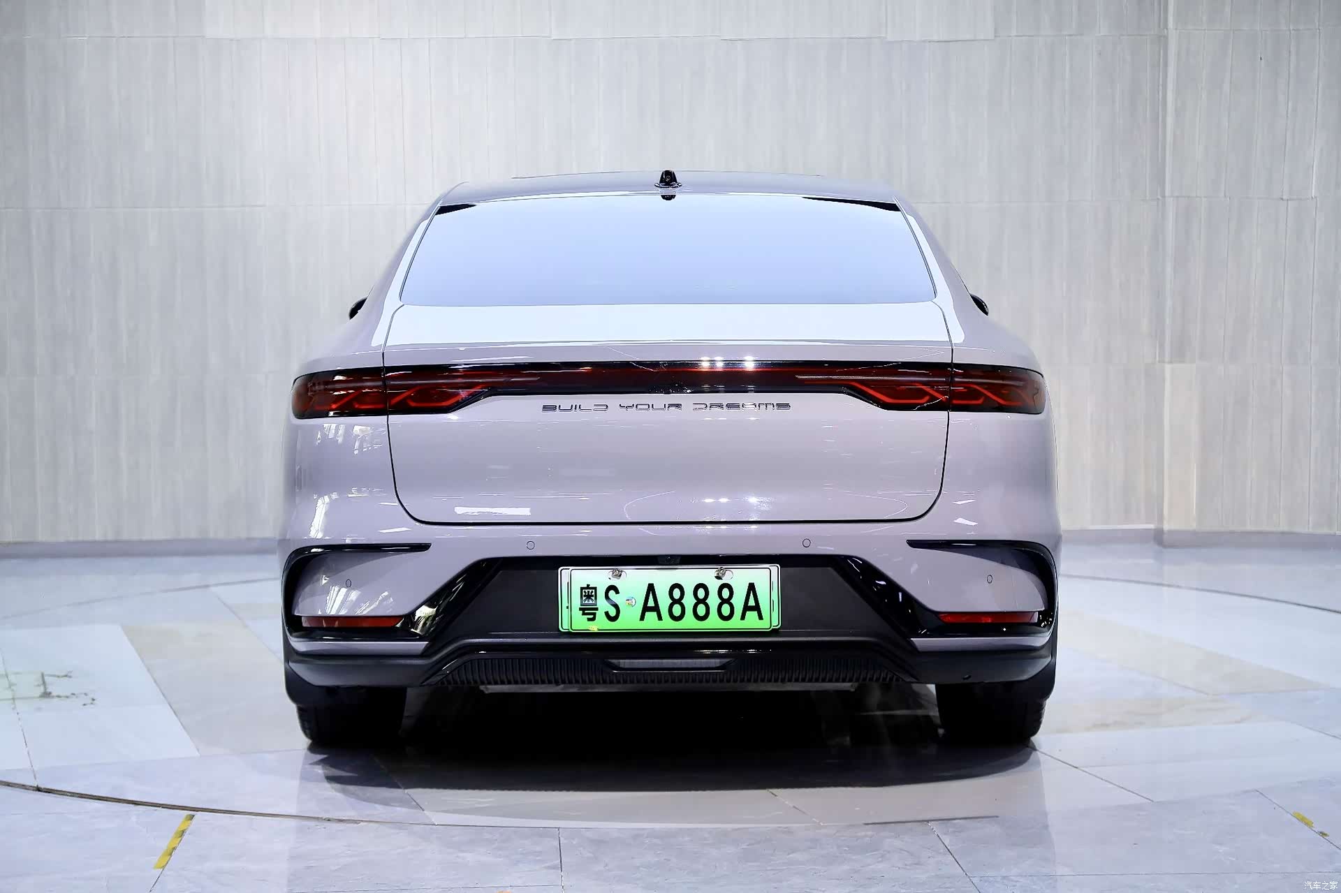 BYD Han, 2025 7