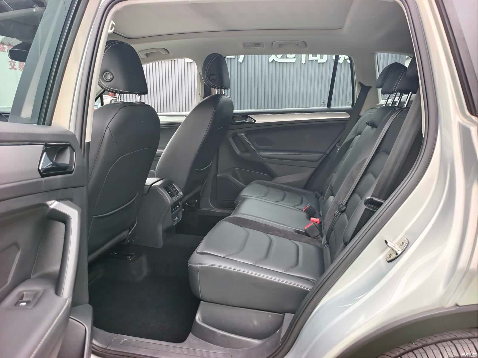 Volkswagen Tiguan L, 2017 11