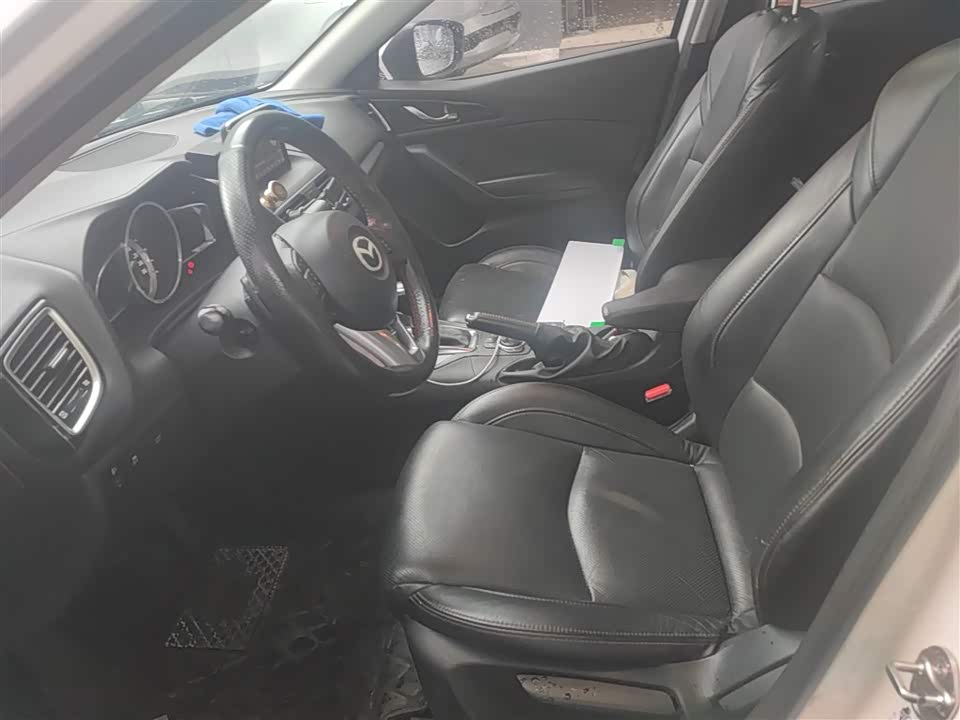 Mazda 3 Angkesaila Mazda 3 Angkesaila