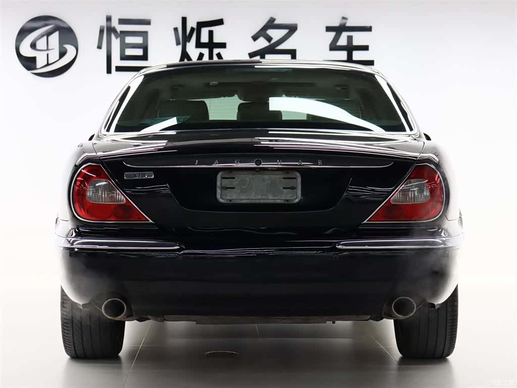 Jaguar XJ, 2005 25