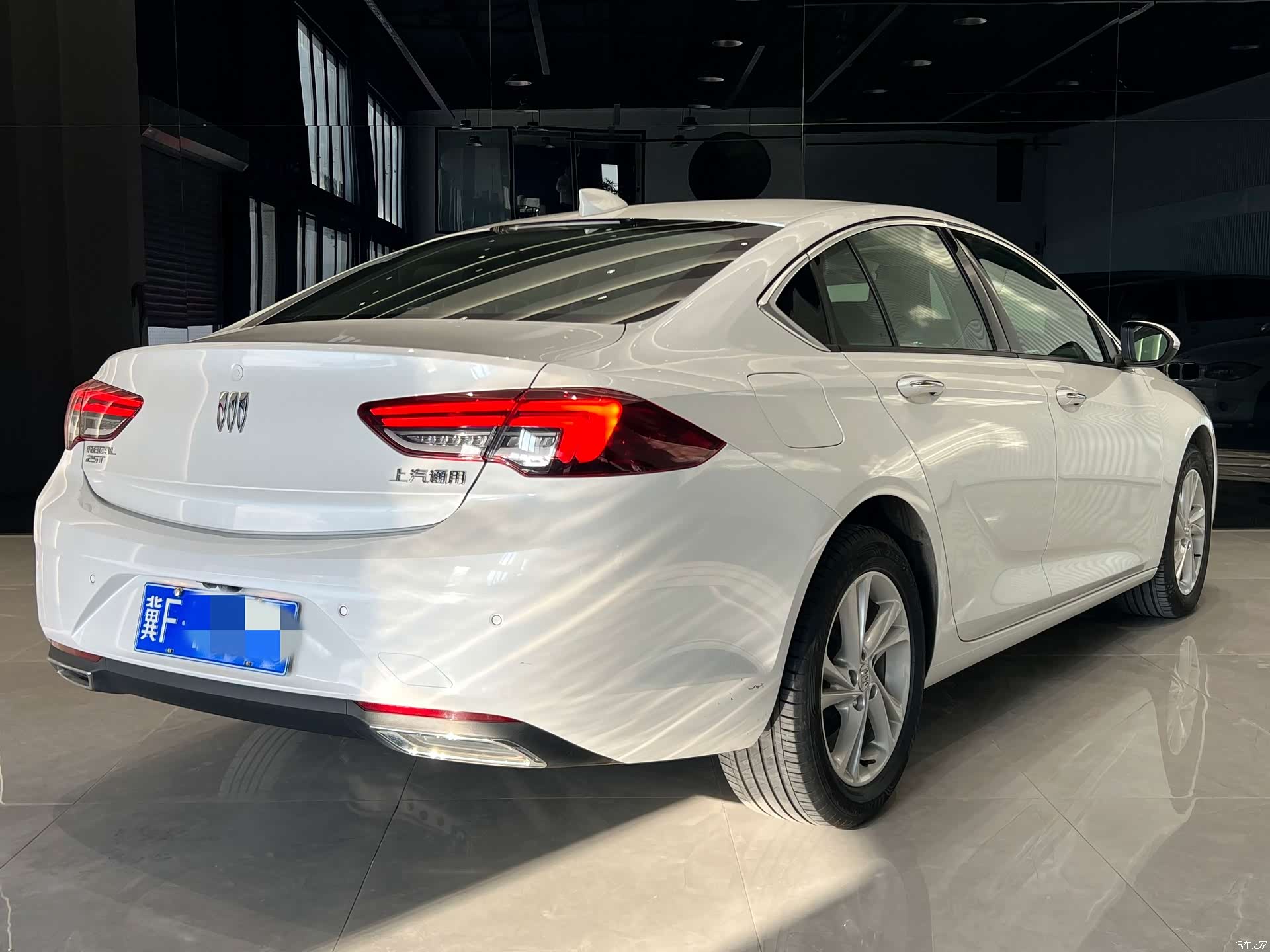 Buick Regal, 2023 все фото