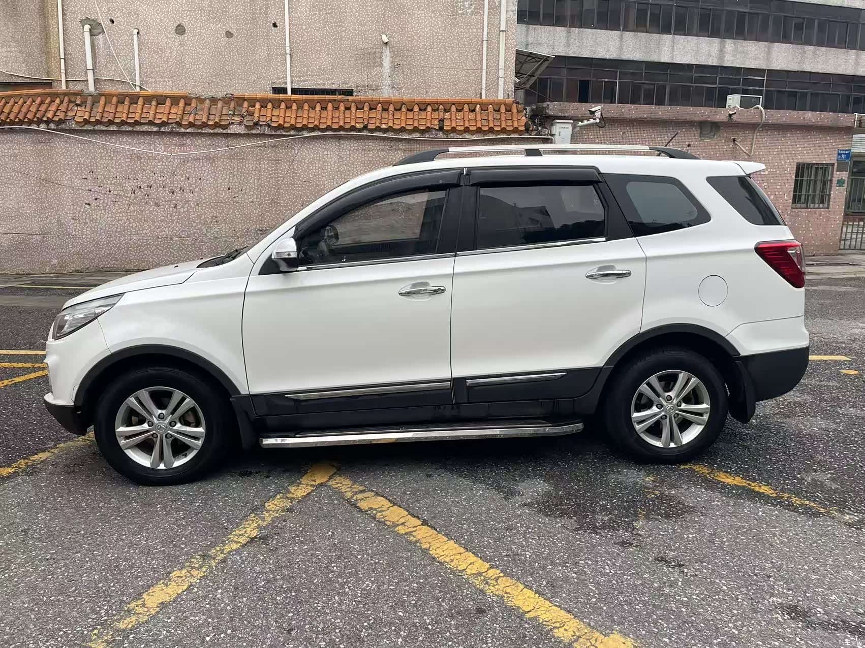 BAIC S3, 2015 8