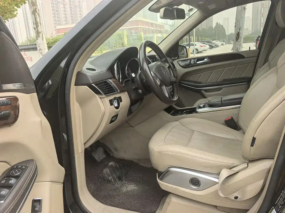 Mercedes-Benz GL grade