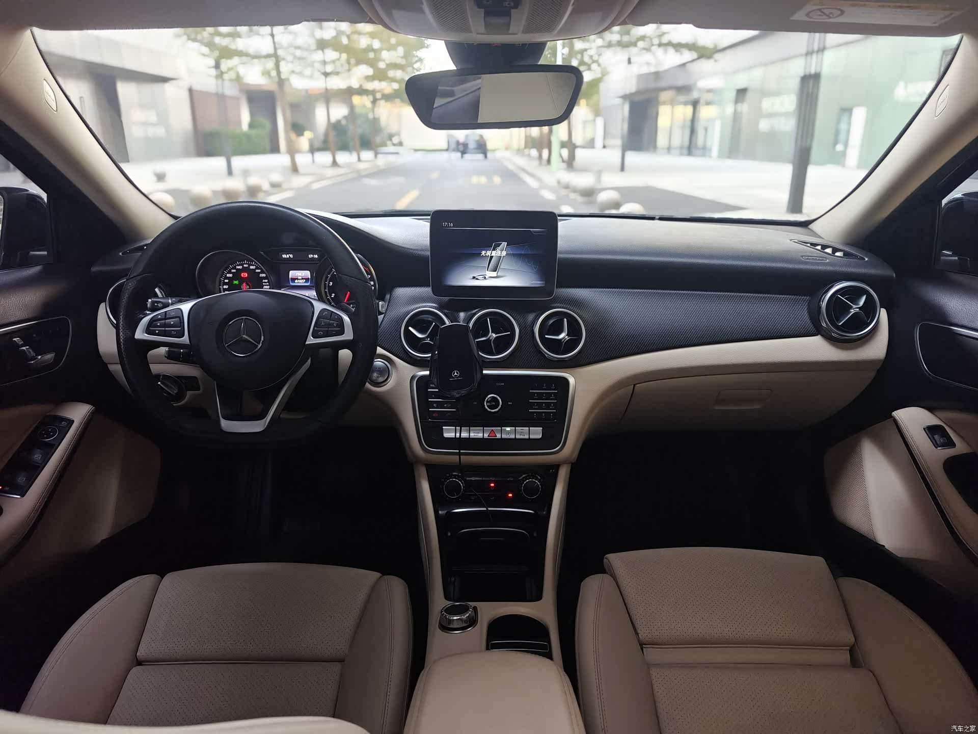 Mercedes-Benz GLA, 2020 9