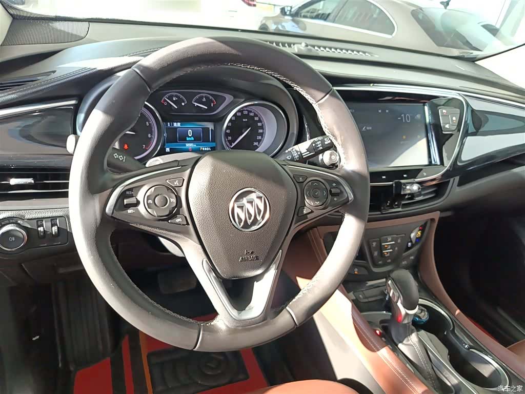 Buick Envision Plus, 2021 3