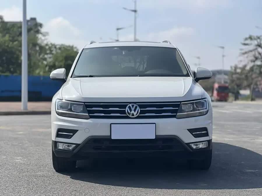 Volkswagen Tiguan L 2019, фото 2