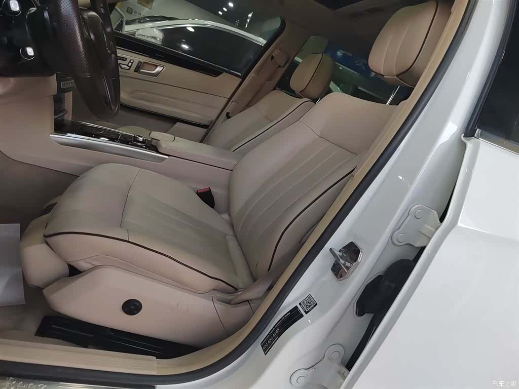 Mercedes-Benz E-Class, 2015 15
