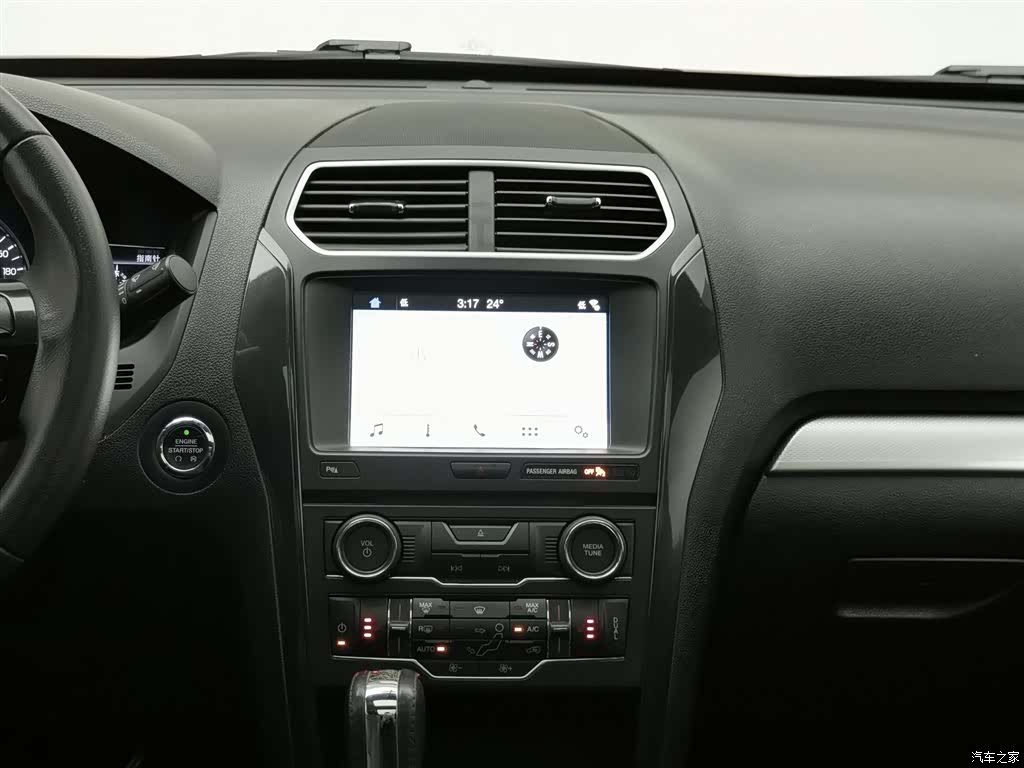 Ford Explorer, 2018 12