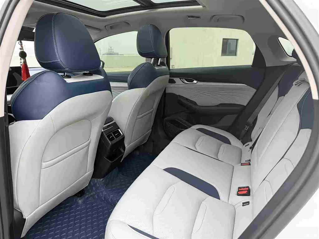 Geely Preface, 2023 все фото