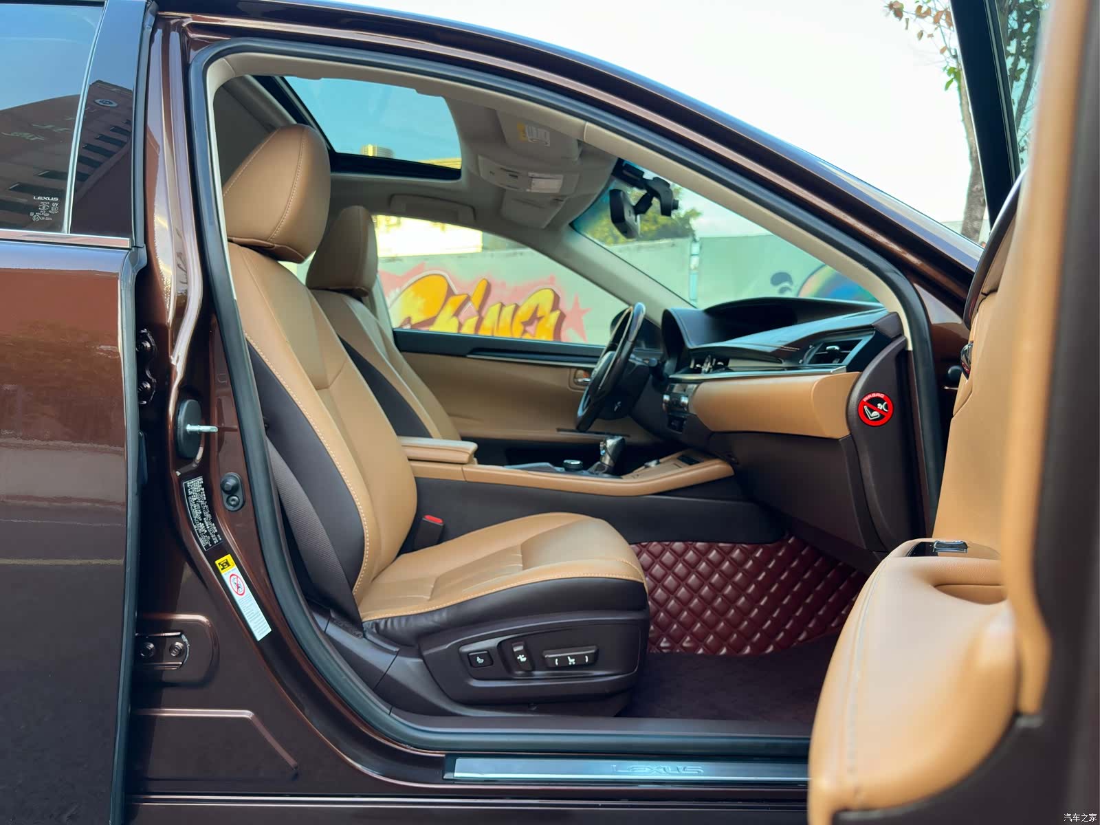 Lexus ES, 2017 12