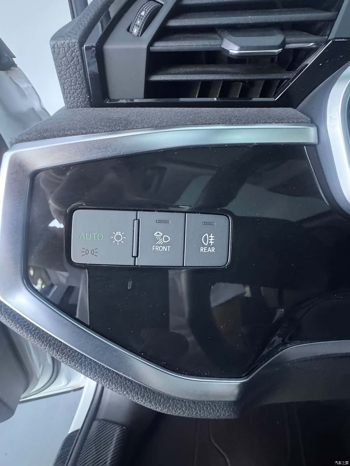 Audi Q3, 2022 13