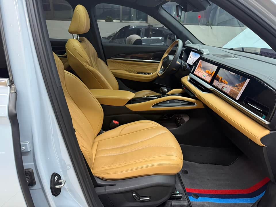 Geely Monjaro plug-in-hybrid