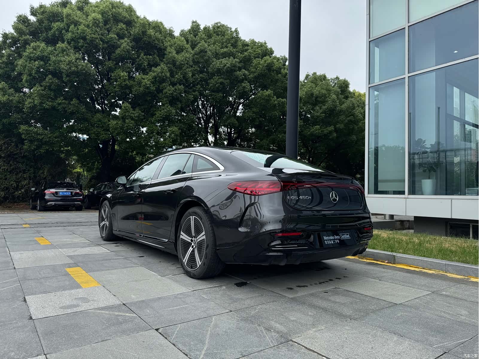 Mercedes-Benz EQS, 2024 15