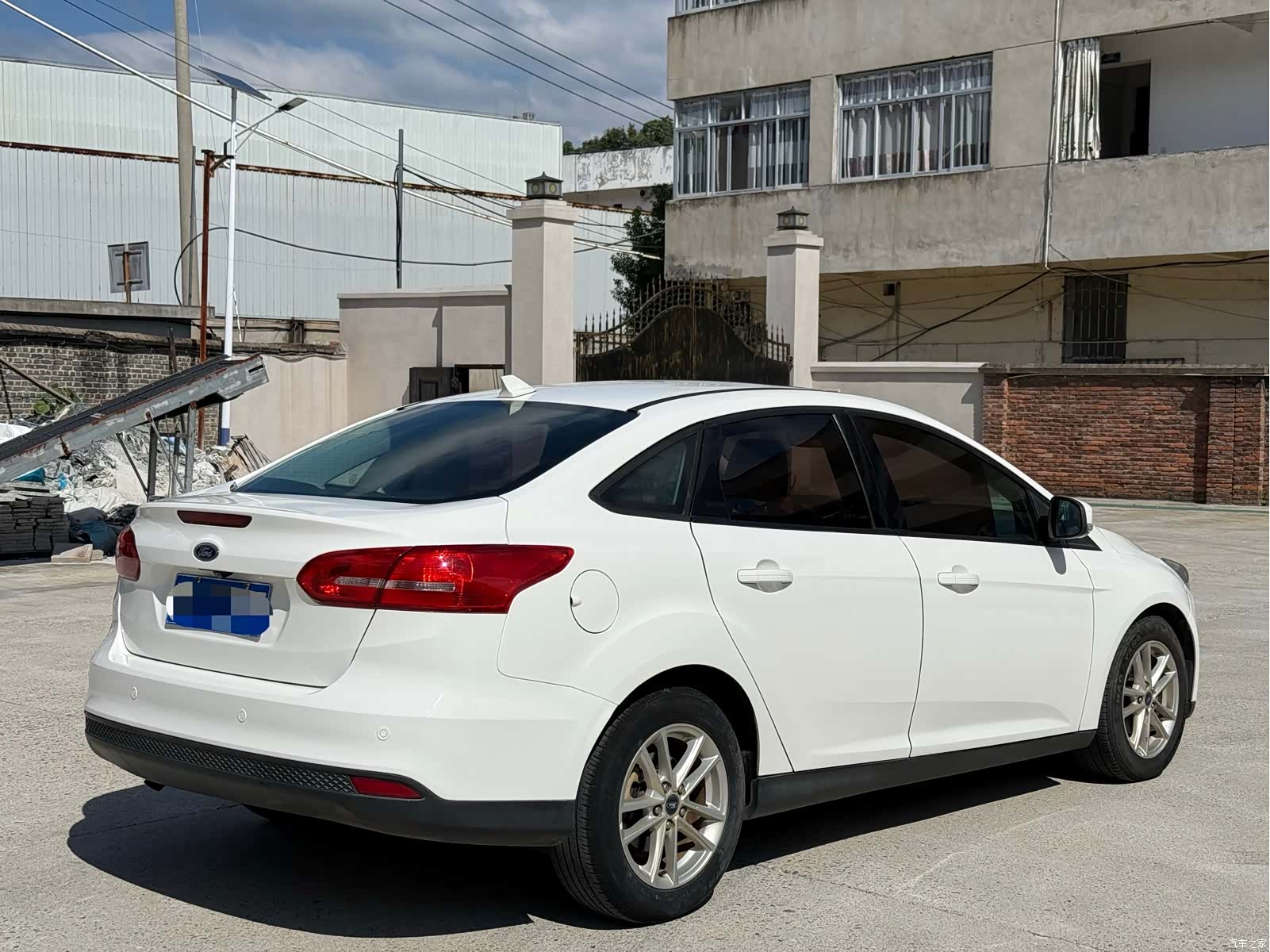 Ford Focus, 2017 9