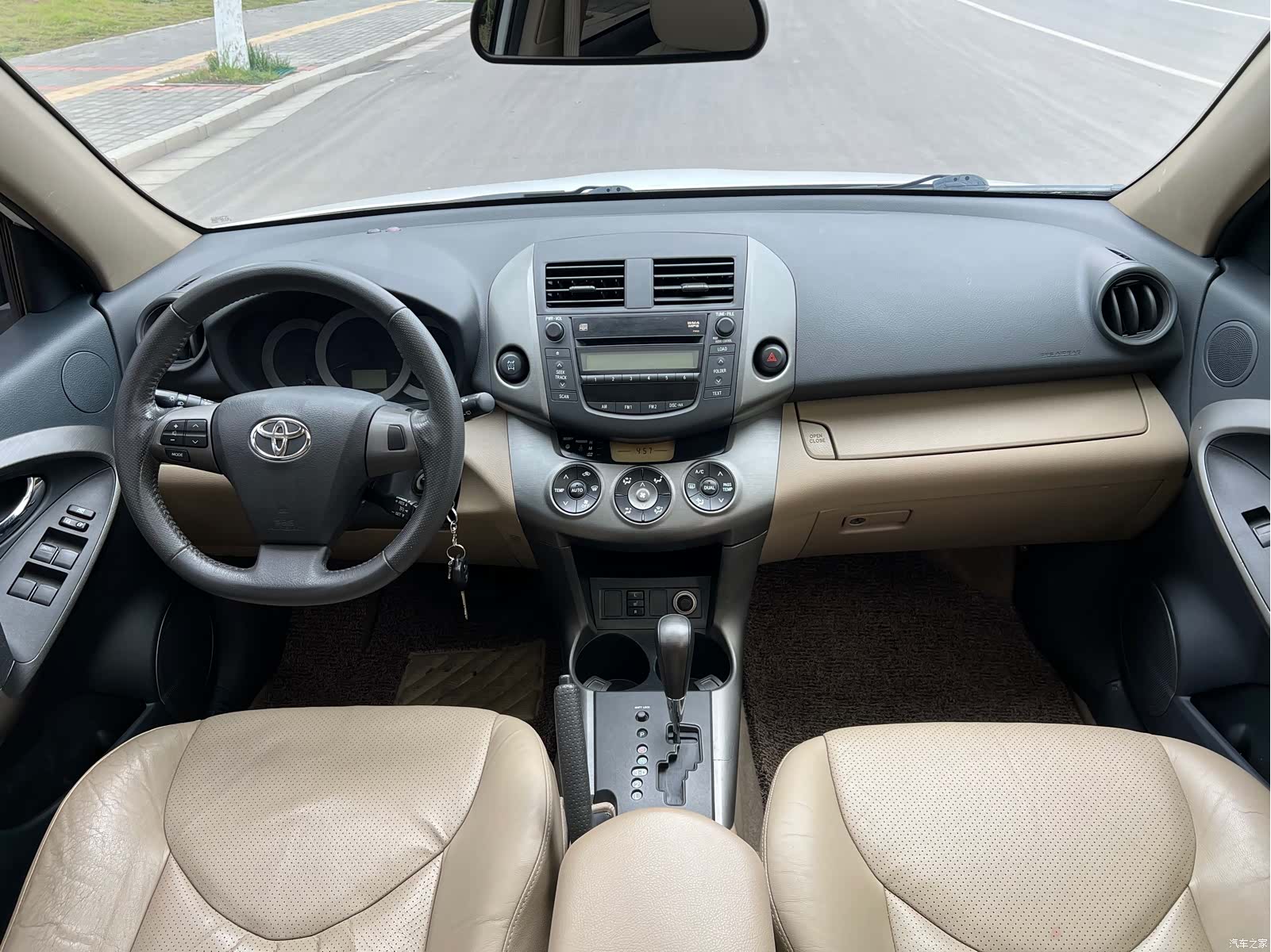 Toyota RAV4, 2013 14