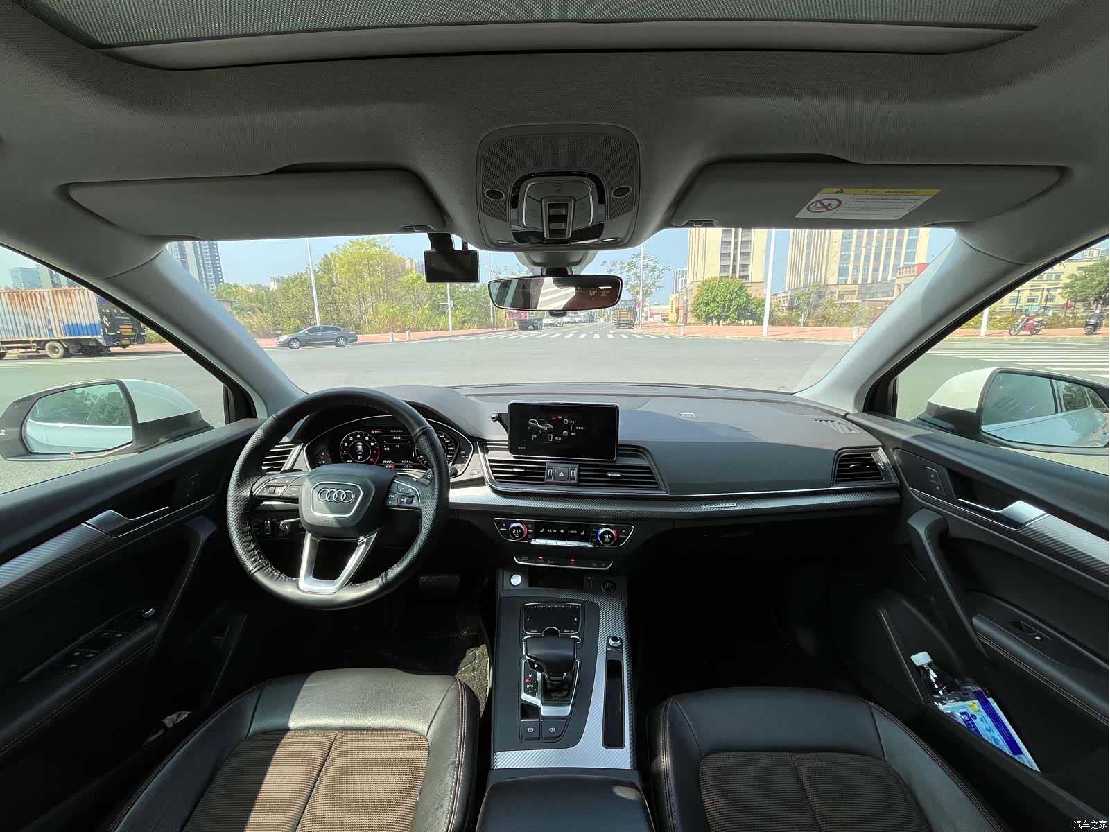 Audi Q5L, 2019 все фото