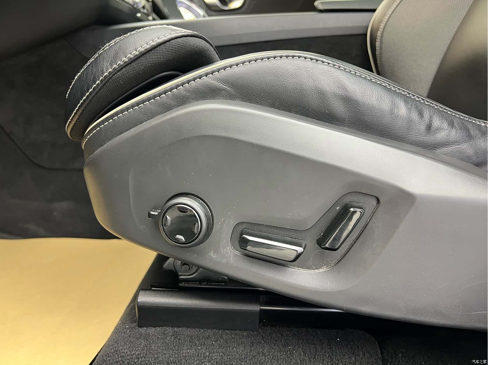 Volvo XC60, 2023 7