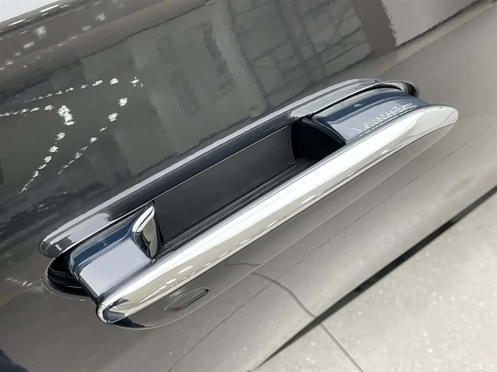 Mercedes-Benz S-Class, 2023 26