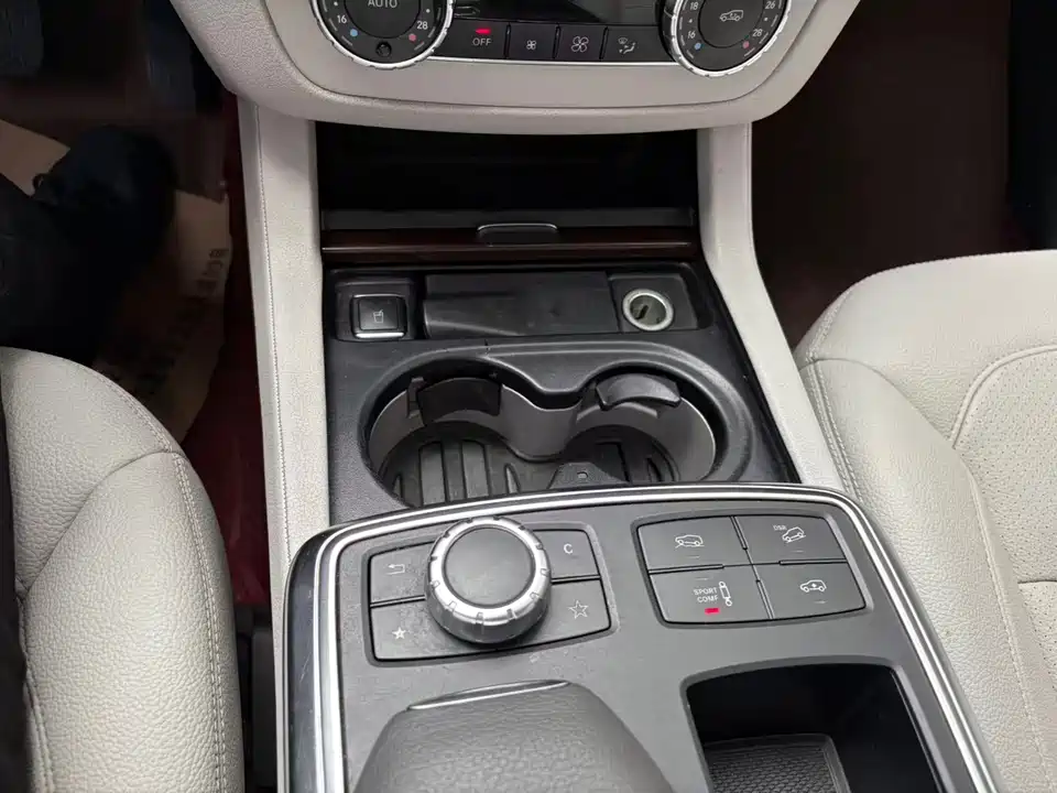 Mercedes-Benz M class