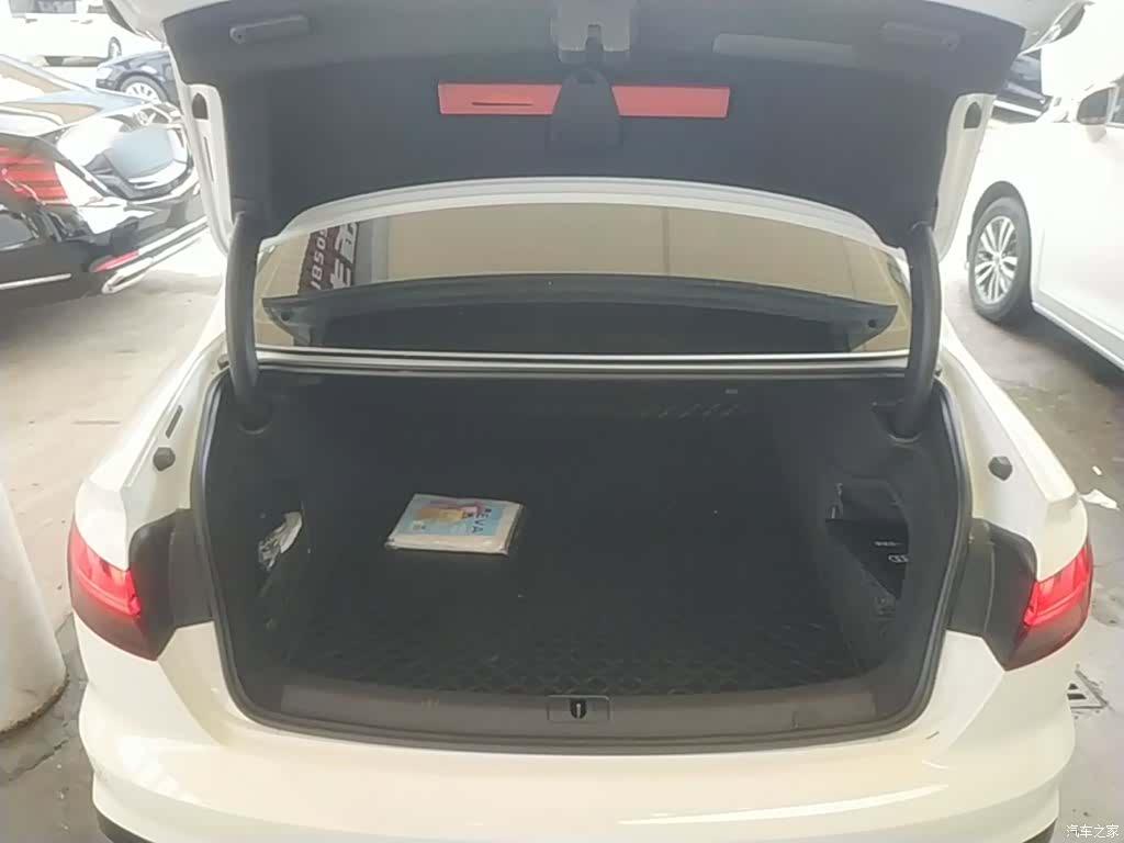 Audi A4L, 2025 19