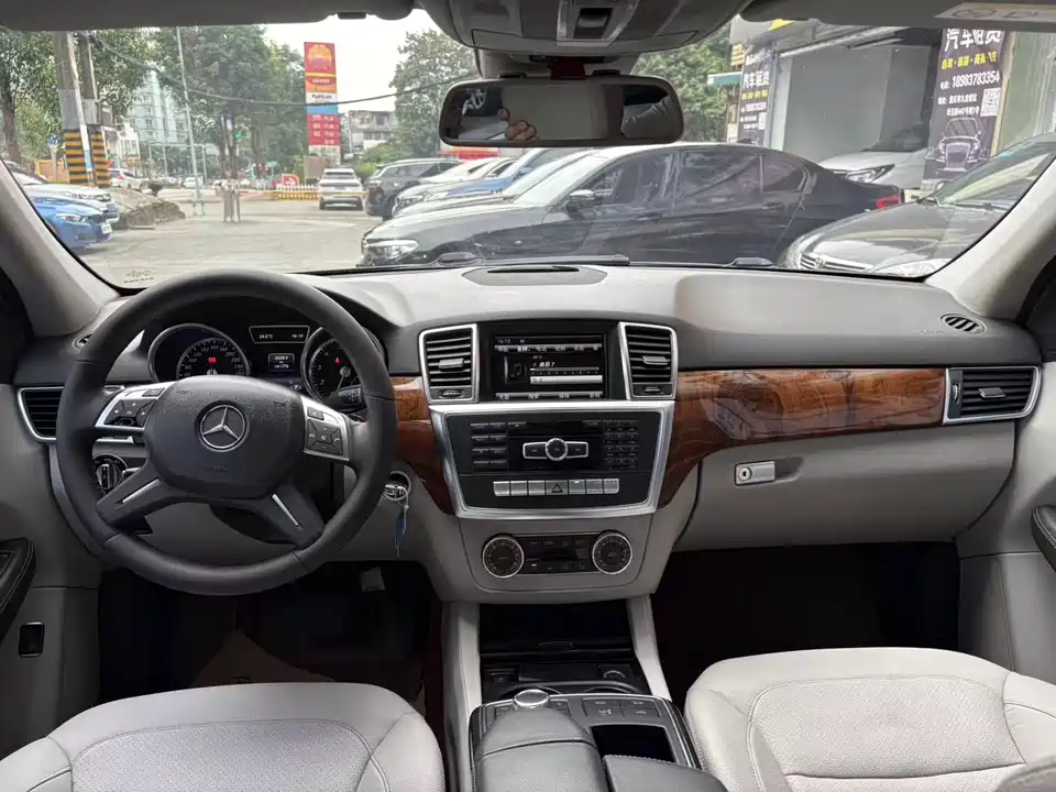 Mercedes-Benz M class