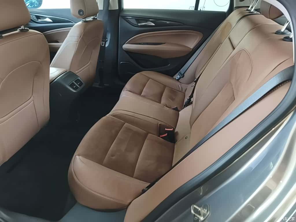 Buick Regal, 2017 17