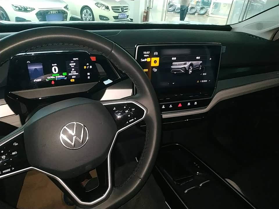 Volkswagen ID.6 CROZZ