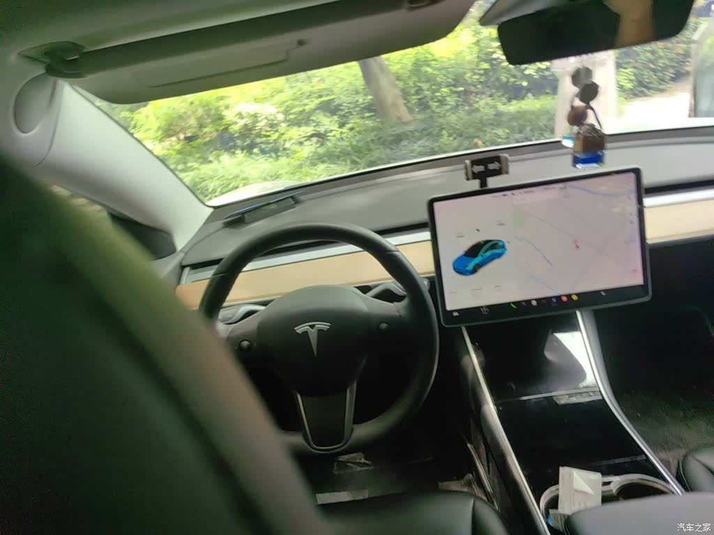 Tesla Model 3, 2020 3